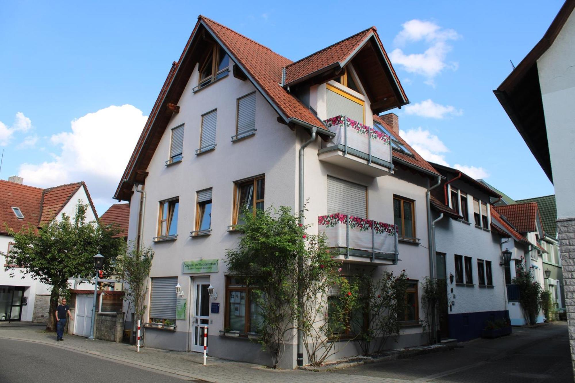 Appartamento Haus Haas Zimmer&Fewo Lauda-Königshofen Esterno foto