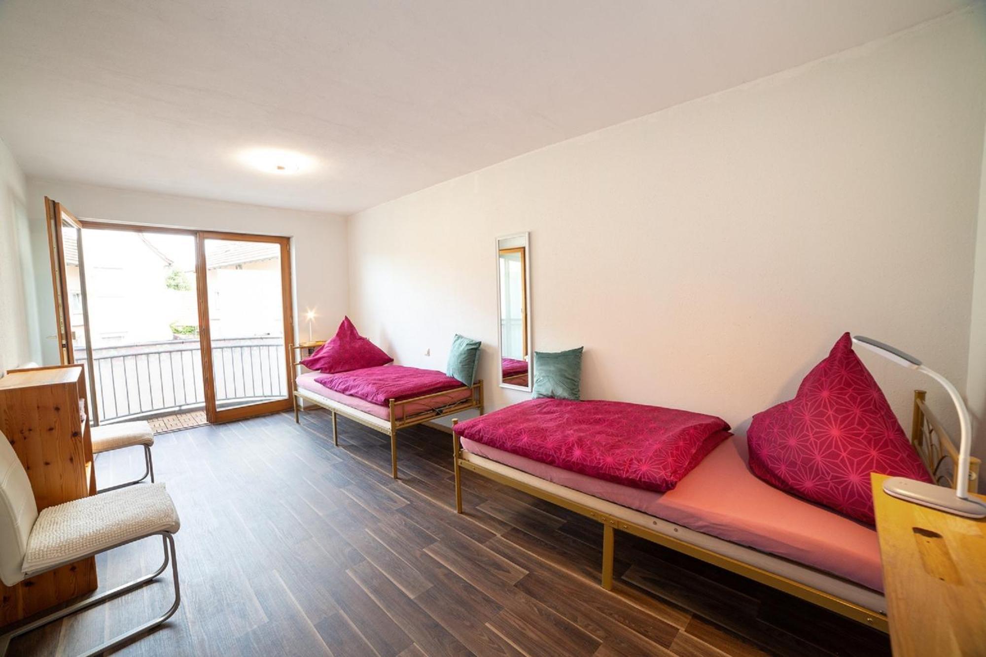 Appartamento Haus Haas Zimmer&Fewo Lauda-Königshofen Esterno foto